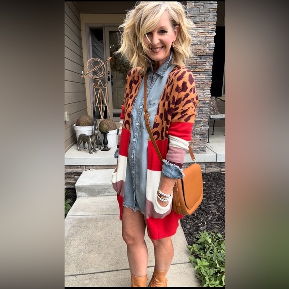 Colorblock Cardigan - Picture 4 of 12